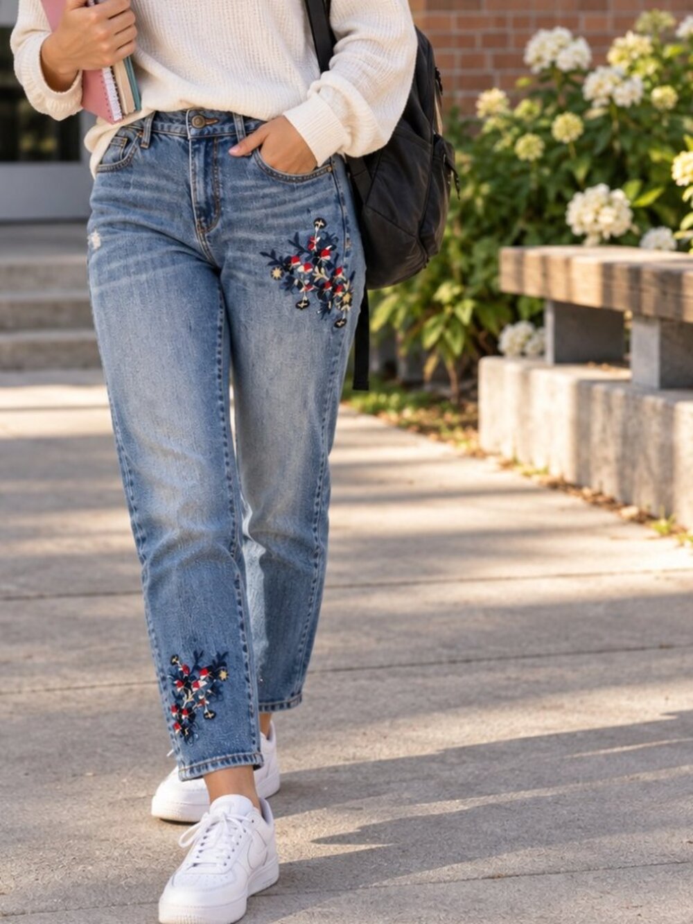 Driftwood Floral Embroidered Jeans Size 27 Straight Leg Flowers